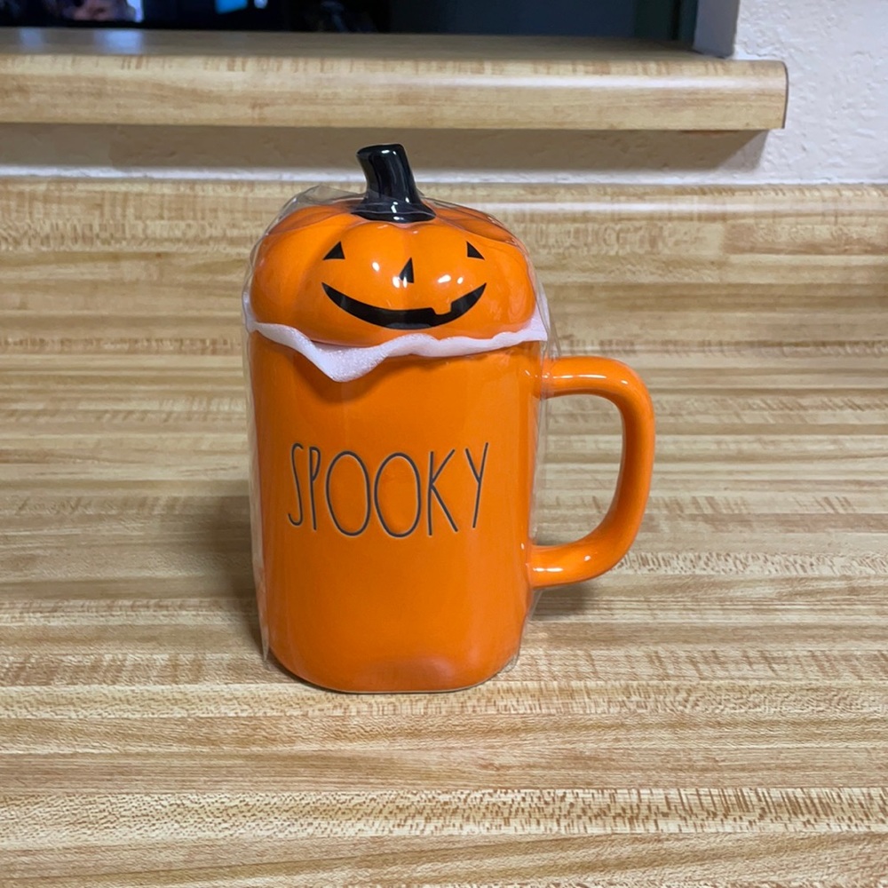 Rae Dunn spooky mug with topper